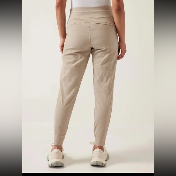 ATHLETA Trekkie North Jogger - Picture 2 of 8